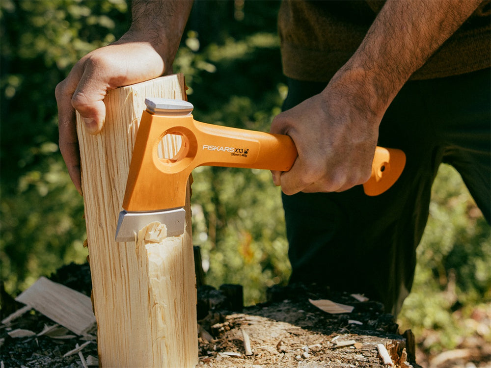 Fiskars X13 campingbijl