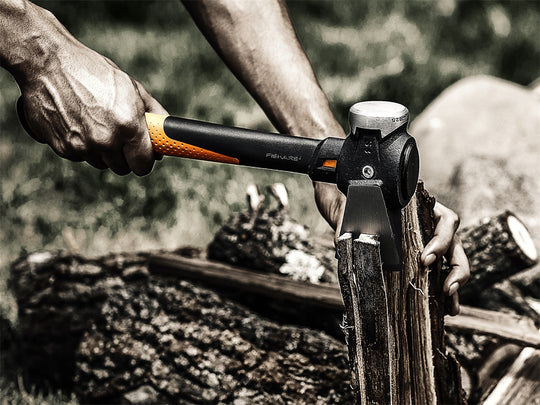 Fiskars isocore builders axe S