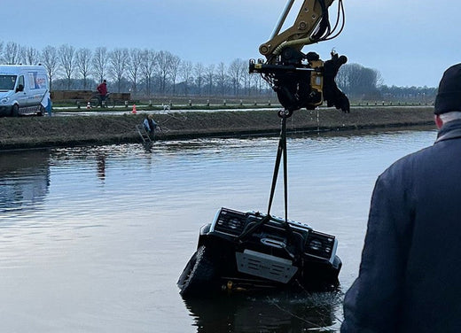 Van mooie rit naar schrik van je leven: Overlander te water